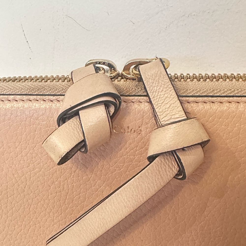 Chloe Leather Zippy Wallet - Picture 3 of 9